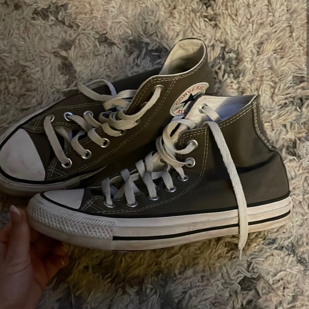 Cute high top converse